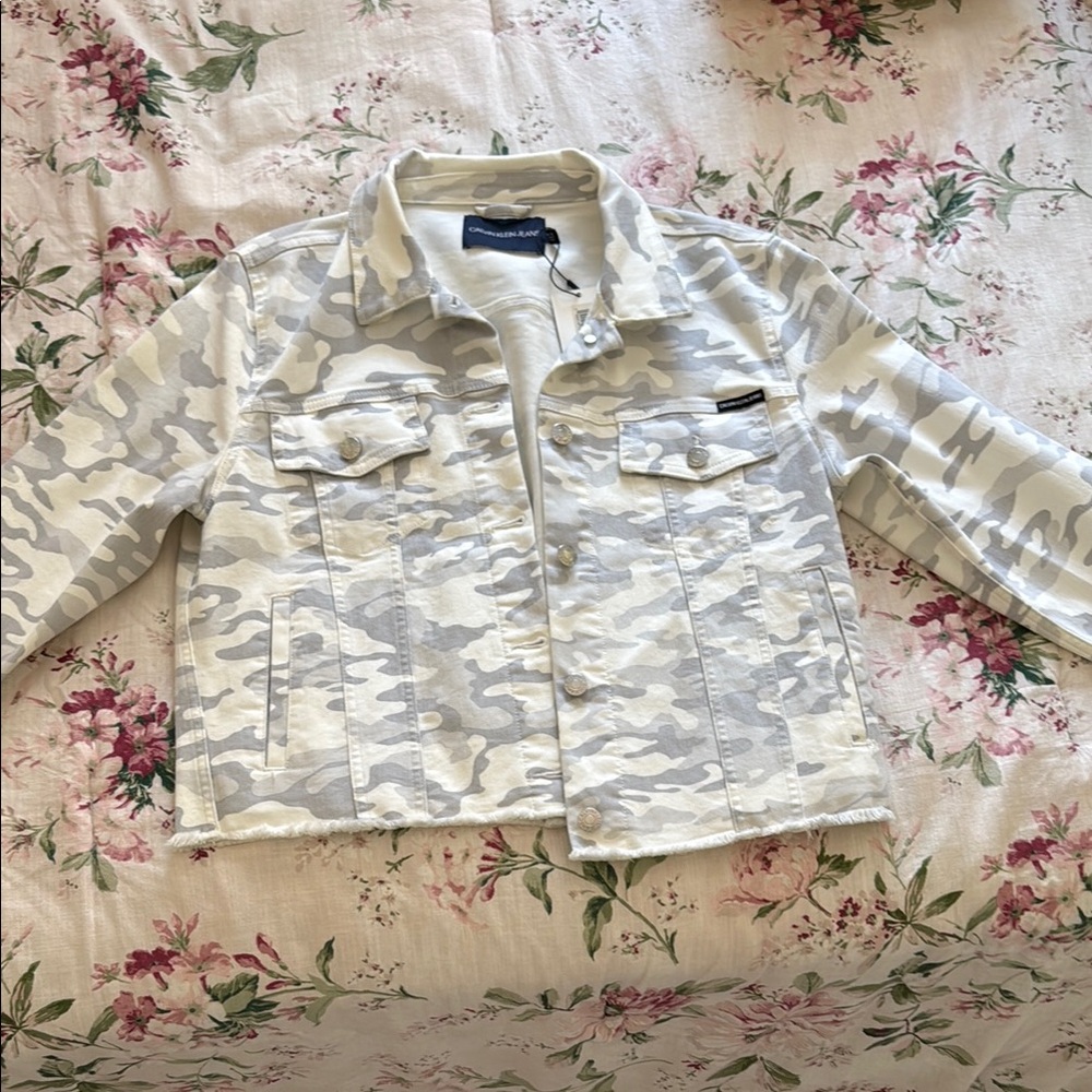 Calvin Klein Camouflage Jacket - Gray
